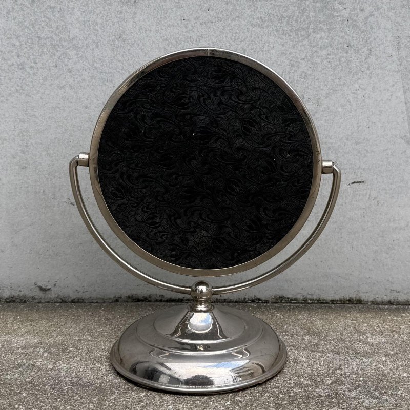 画像2: VINTAGE ANTIQUE STAND MIRROR NICKEL ヴィンテージ アンティーク スタンドミラー 鏡 / 卓上ミラー シェービングミラー ニッケル ラウンド インテリア  化粧 店舗什器 アメリカ USA (6)