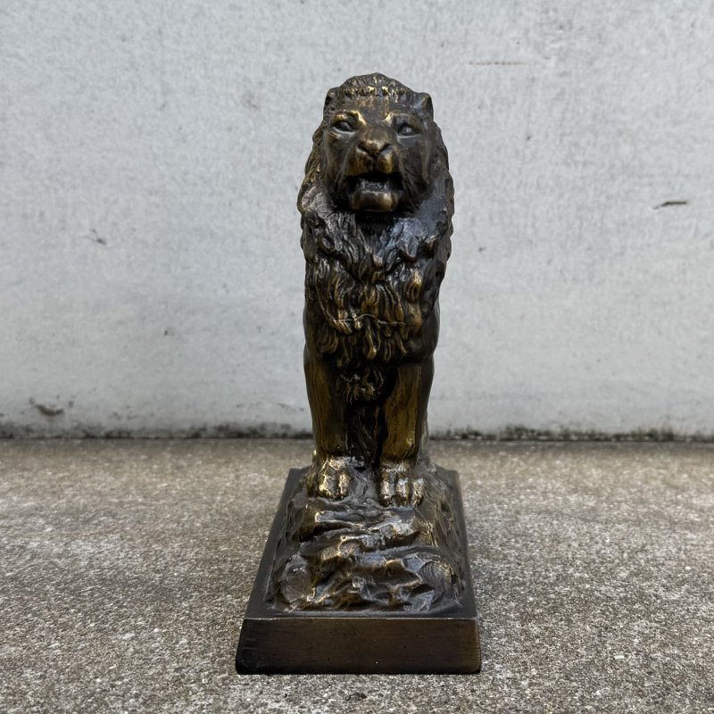 画像3: VINTAGE ANTIQUE COINBANK LION ヴィンテージ アンティーク コインバンク 貯金箱 ライオン / コレクタブル オブジェ インテリア ノベルティー 銀行 動物 置物 アメリカ (2)
