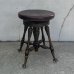 画像2: VINTAGE ANTIQUE PIANO CHAIR STOOL  ヴィンテージ アンティーク ピアノチェア スツール 椅子 / 回転いす ウッド 木製 家具 店舗什器 アメリカ (3) (2)