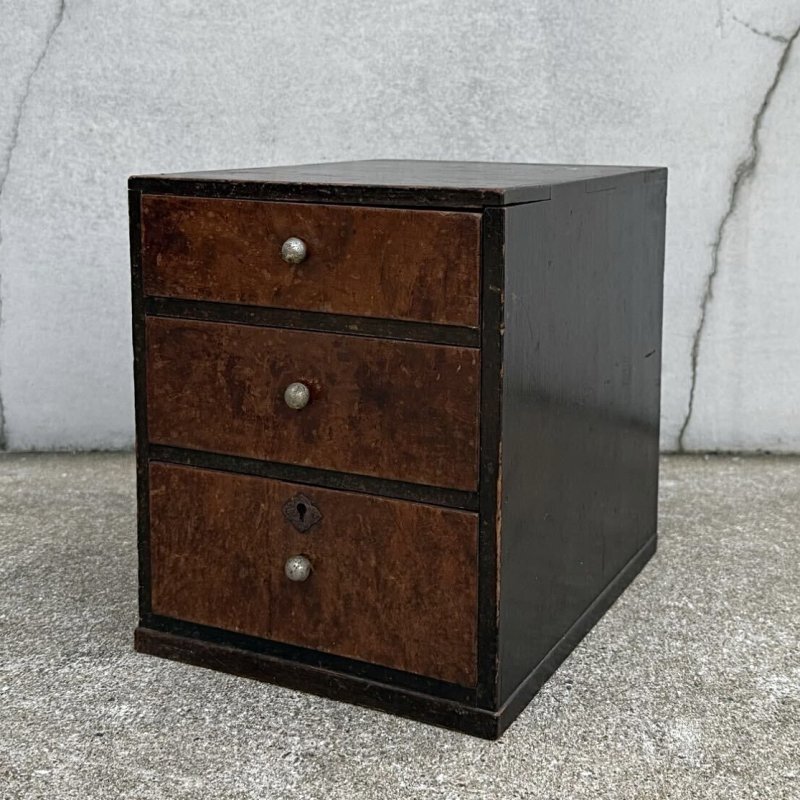 画像1: アンティーク 昭和レトロ 古道具 小引き出し 棚 チェスト / 木製 収納 三段 家具 小物入れ ケース 古民家 蔵 うぶだし 日本