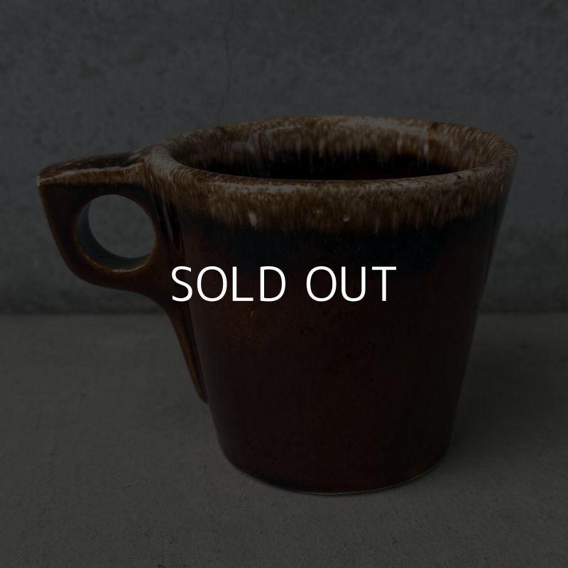 画像2: VINTAGE ANTIQUE HULL POTTERY MUGCUP ヴィンテージ アンティーク ハル マグカップ ブラウンドリップ コップ 食器 陶器 / コーヒーカップ  ブラウン 茶色 カフェ 喫茶店 店舗什器 アメリカ g