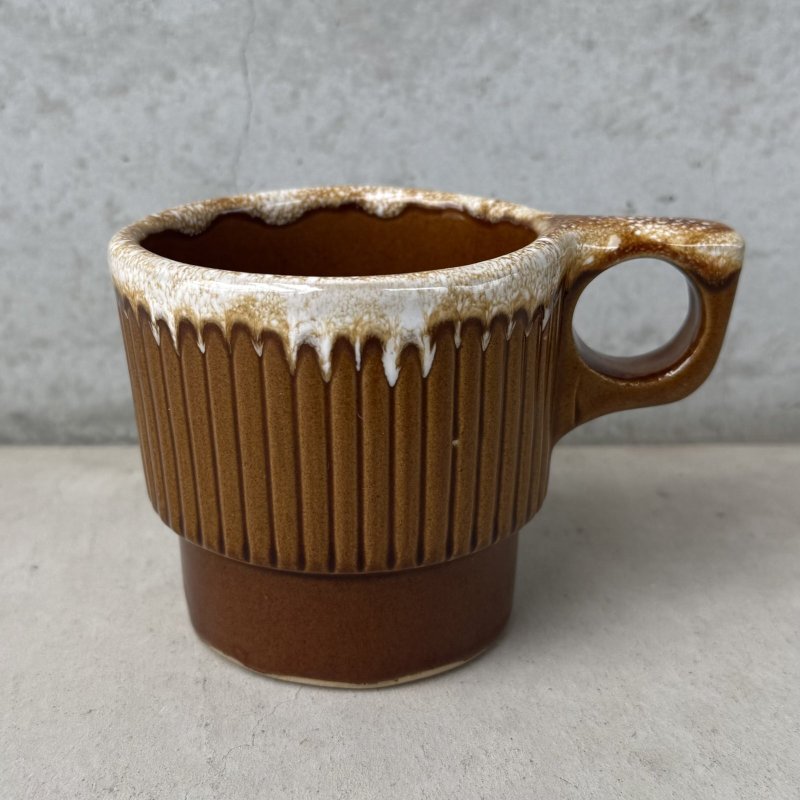 画像1: VINTAGE ANTIQUE POTTERY MUGCUP ヴィンテージ アンティーク マグカップ コップ 食器 陶器 / コーヒーカップ  ブラウン 茶色 楓 カフェ 喫茶店 店舗什器 アメリカ f