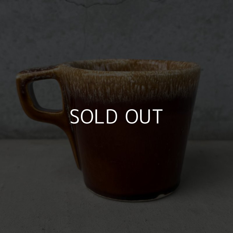画像2: VINTAGE ANTIQUE HULL POTTERY MUGCUP ヴィンテージ アンティーク ハル マグカップ ブラウンドリップ コップ 食器 陶器 / コーヒーカップ  ブラウン 茶色 カフェ 喫茶店 店舗什器 アメリカ h
