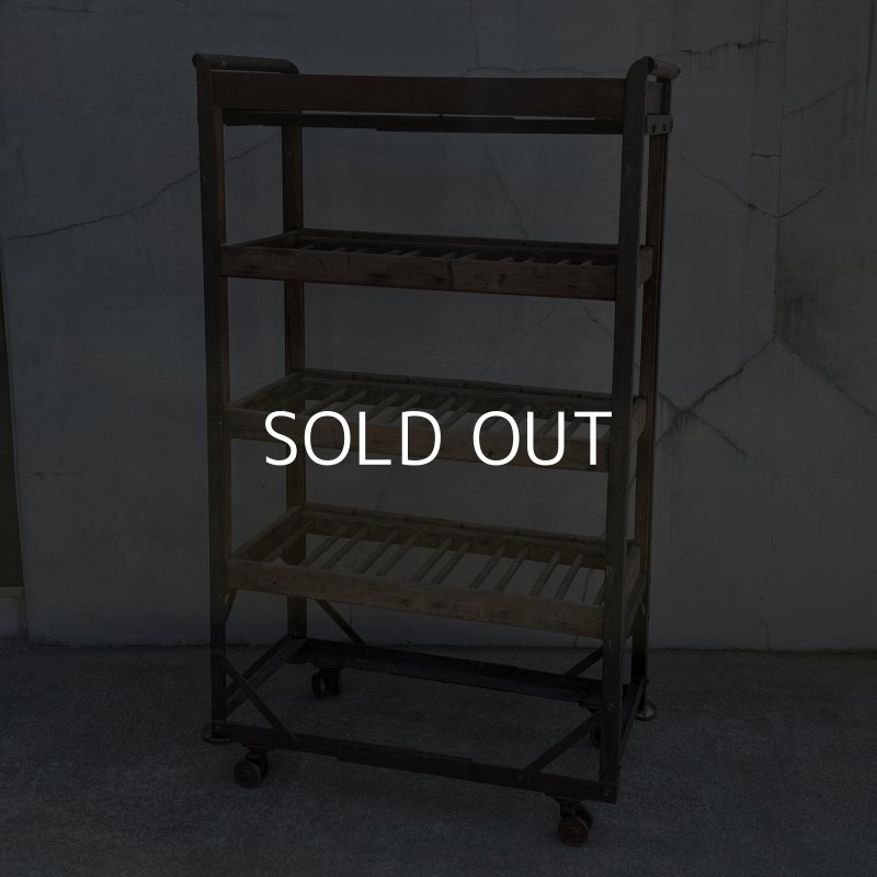 画像2: VINTAGE ANTIQUE SHOERACK ヴィンテージ アンティーク 棚 シューラック シュートロリー / インダストリアル 陳列棚 カート 家具 木製 ブラウン 店舗什器 アメリカ