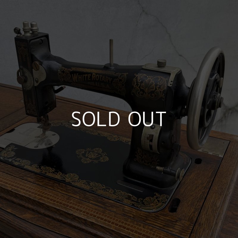 画像6: VINTAGE ANTIQUE WHITE SEWING MACHINE CO ヴィンテージ アンティーク 足踏みミシン ホワイト /  ミシンテーブル ディスプレイ インテリア 木製 店舗什器 アメリカ