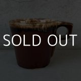 VINTAGE ANTIQUE HULL POTTERY MUGCUP ヴィンテージ アンティーク ハル マグカップ ブラウンドリップ コップ 食器 陶器 / コーヒーカップ  ブラウン 茶色 カフェ 喫茶店 店舗什器 アメリカ j