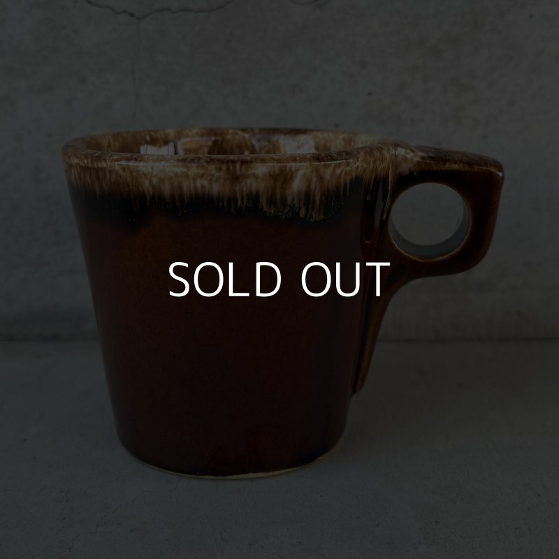 画像1: VINTAGE ANTIQUE HULL POTTERY MUGCUP ヴィンテージ アンティーク ハル マグカップ ブラウンドリップ コップ 食器 陶器 / コーヒーカップ  ブラウン 茶色 カフェ 喫茶店 店舗什器 アメリカ j