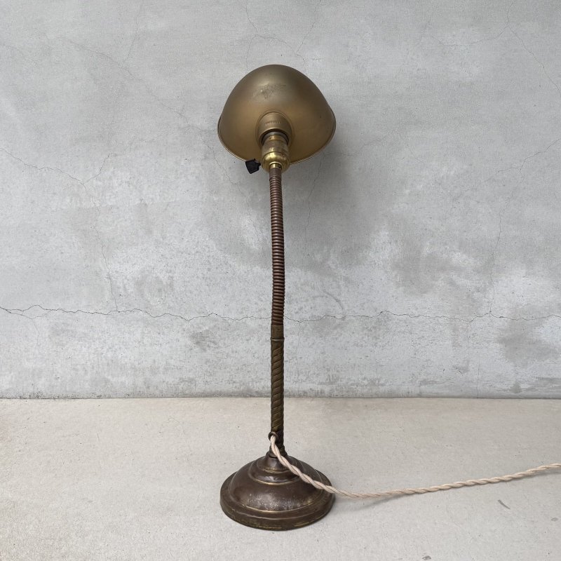 画像2: VINTAGE ANTIQUE DESKLAMP ALMOND MFG ヴィンテージ アンティーク デスクランプ スタンドライト 卓上ライト テーブルランプ 照明 / グースネック E26 店舗什器 アメリカ