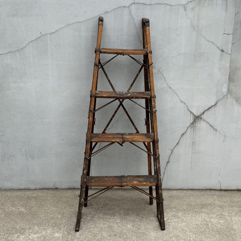 画像2: VINTAGE ANTIQUE FOLDING WOOD LADDER ヴィンテージ アンティーク 脚立 ラダー はしご  / 踏み台 ステップ 折り畳み ウッド 木製 店舗什器 アメリカ