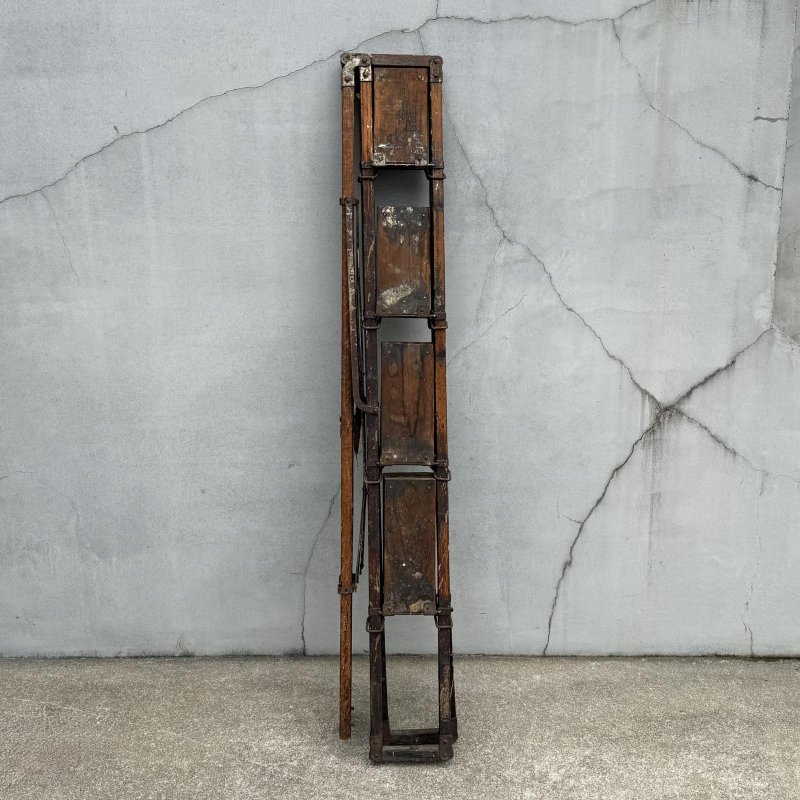 画像9: VINTAGE ANTIQUE FOLDING WOOD LADDER ヴィンテージ アンティーク 脚立 ラダー はしご  / 踏み台 ステップ 折り畳み ウッド 木製 店舗什器 アメリカ