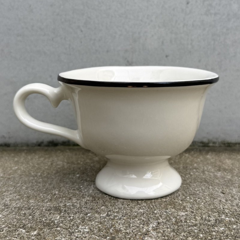 画像2: VINTAGE ANTIQUE BAILEYS CUP ヴィンテージ アンティーク ベイリーズ フェイスカップ / コレクタブル オブジェ ティーカップ マグカップ ノベルティ 1996年限定 陶器 食器 雑貨 D