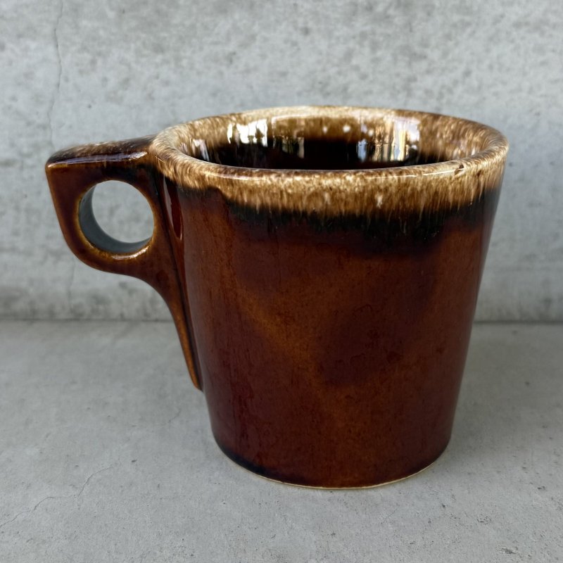 画像2: VINTAGE ANTIQUE HULL POTTERY MUGCUP ヴィンテージ アンティーク ハル マグカップ ブラウンドリップ コップ 食器 陶器 / コーヒーカップ  ブラウン 茶色 カフェ 喫茶店 店舗什器 アメリカ g