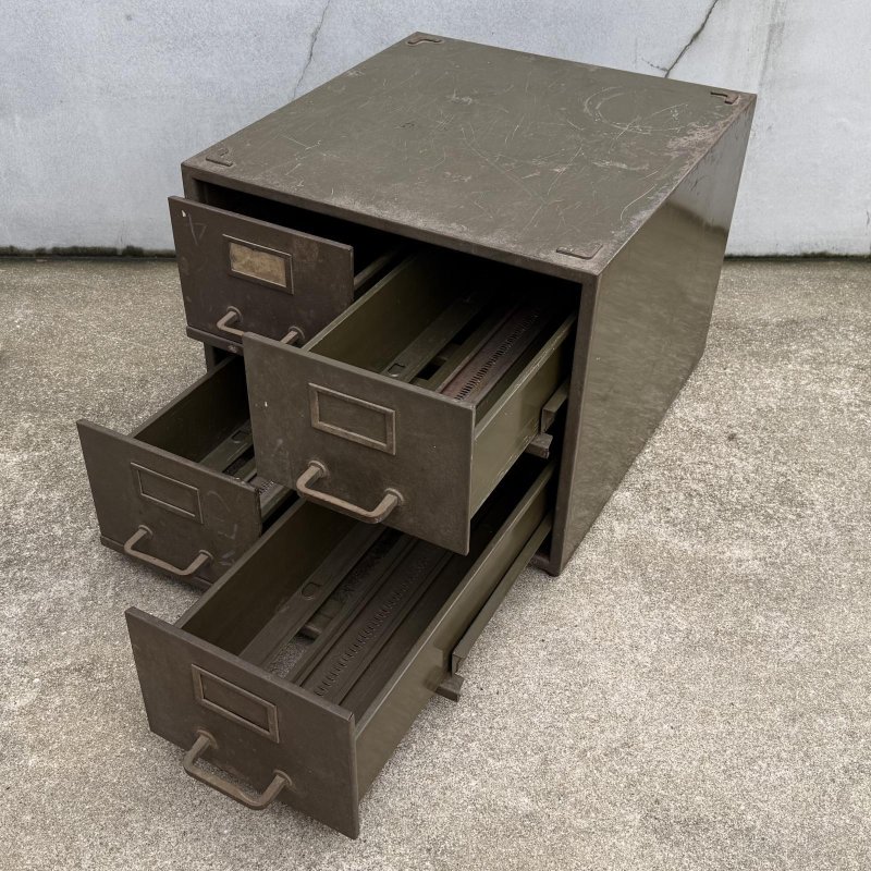 画像5: VINTAGE ANTIQUE CABINET ヴィンテージ アンティーク メタルキャビネット ファイルキャビネット 棚 / インダストリアル 収納 ガレージ パーツ 工具入れ 鉄 店舗什器 工業用