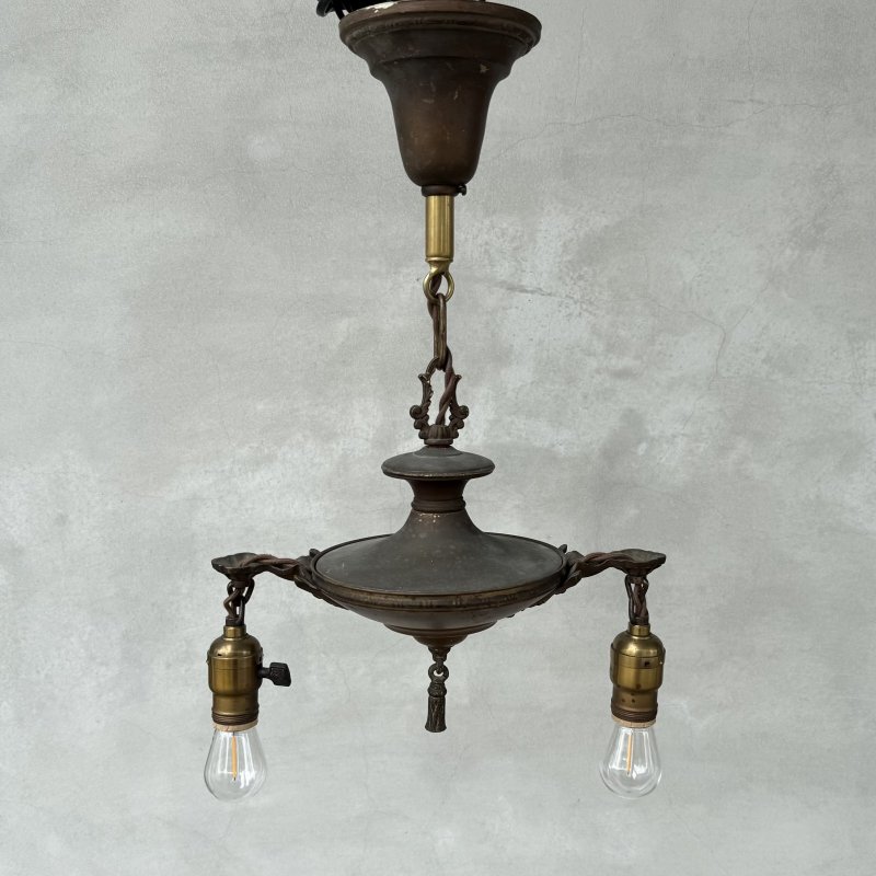 画像1: VINTAGE ANTIQUE LIGHT ヴィンテージ アンティーク シャンデリア 吊り下げライト  照明 / 2灯 ライト ペンダントライト 天井照明 店舗什器 E26 アメリカ USA (2)