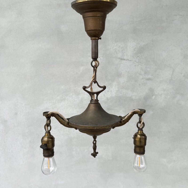 画像1: VINTAGE ANTIQUE LIGHT ヴィンテージ アンティーク シャンデリア 吊り下げライト  照明 / 2灯 ライト ペンダントランプ 天井照明 店舗什器 E26 アメリカ USA (5)