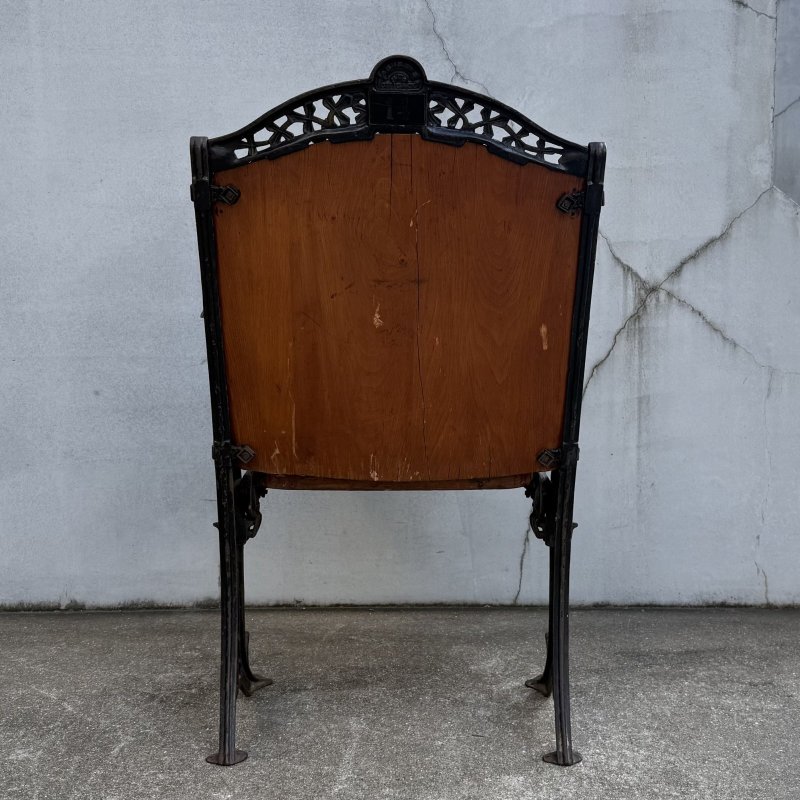 画像2: VINTAGE ANTIQUE THEATER CHAIR ヴィンテージ アンティーク シアターチェア 椅子 / ホールディングチェア 折り畳み椅子 ウッド 木製 家具 映画館 劇場 店舗什器 アメリカ