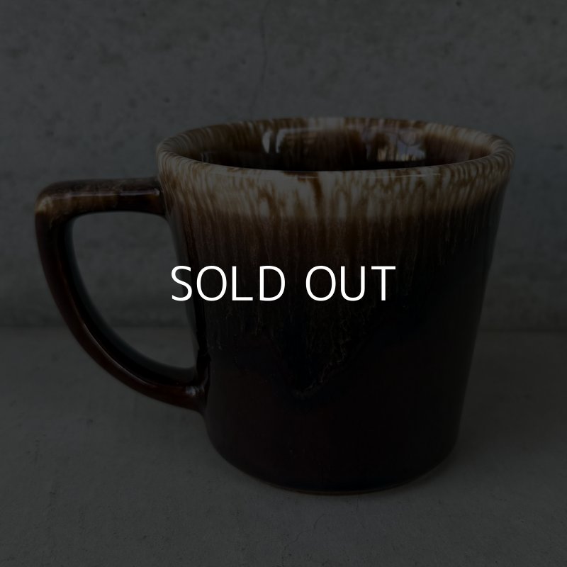 画像2: VINTAGE ANTIQUE MCCOY POTTERY MUGCUP ヴィンテージ アンティーク マッコイ マグカップ コップ 食器 陶器 ブラウンドリップ / コーヒーカップ Dハンドル 茶色 店舗 アメリカ k