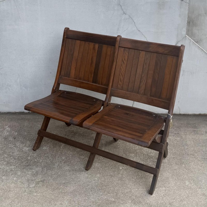 画像1: VINTAGE ANTIQUE CHAIR ヴィンテージ アンティーク 椅子 2シーター 2連 / ホールディングチェア 折り畳み椅子 ウッド 木製 家具 店舗什器 アメリカ