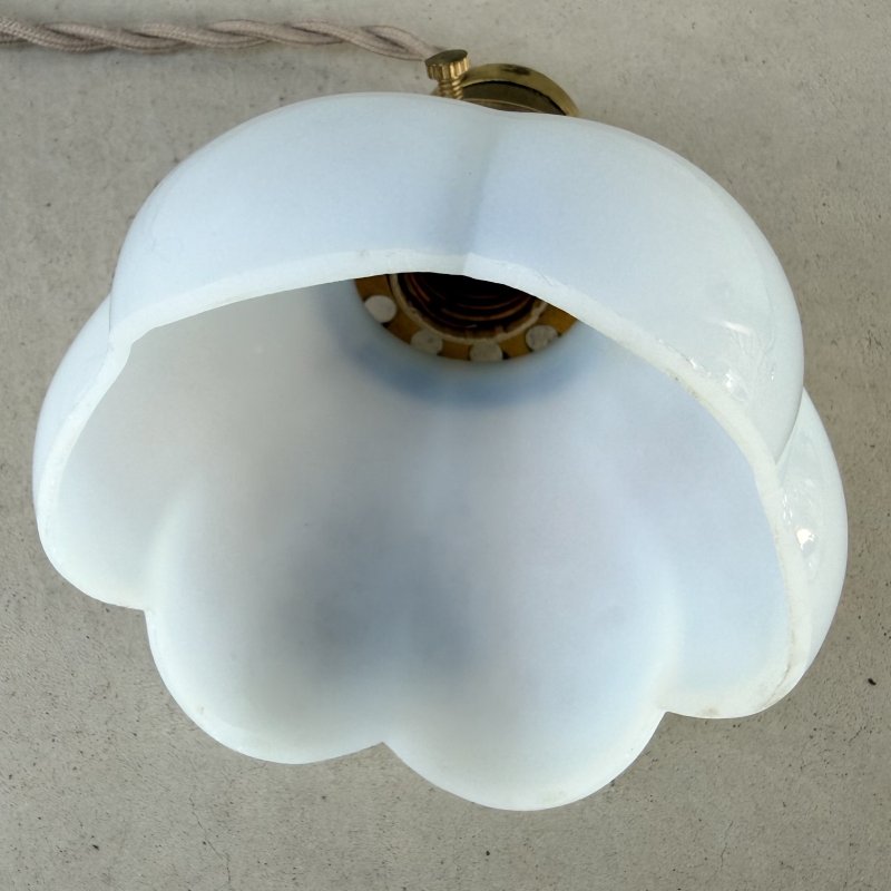 画像5: VINTAGE ANTIQUE LAMP ヴィンテージ アンティーク 吊り下げライト 天井照明 / ライト ランプ ペンダントライト ミルクガラス ガラスシェード E26 店舗什器 アメリカ