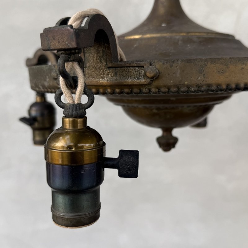 画像5: VINTAGE ANTIQUE LIGHT  ヴィンテージ アンティーク シャンデリア パンライト 吊り下げライト シーリングランプ 天井照明 / 4灯 ライト ペンダントライト 真鍮 GE E26 店舗什器 アメリカ USA (3)