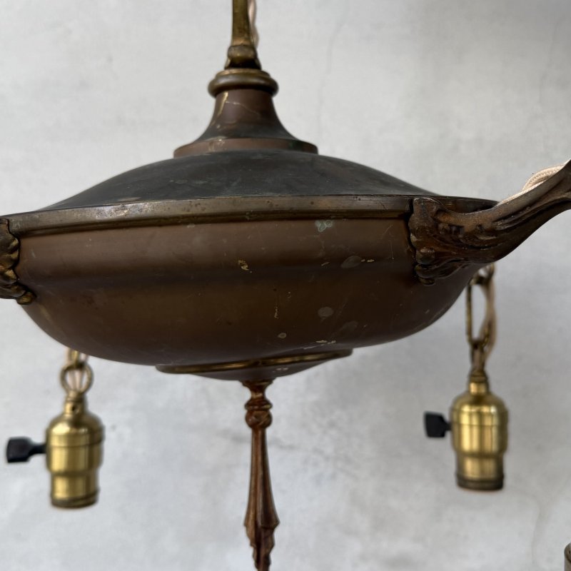 画像8: VINTAGE ANTIQUE LIGHT  ヴィンテージ アンティーク シャンデリア パンライト 吊り下げライト シーリングランプ 天井照明 / 4灯 ライト ペンダントライト 真鍮 HUBBELL E26 店舗什器 アメリカ USA (4)