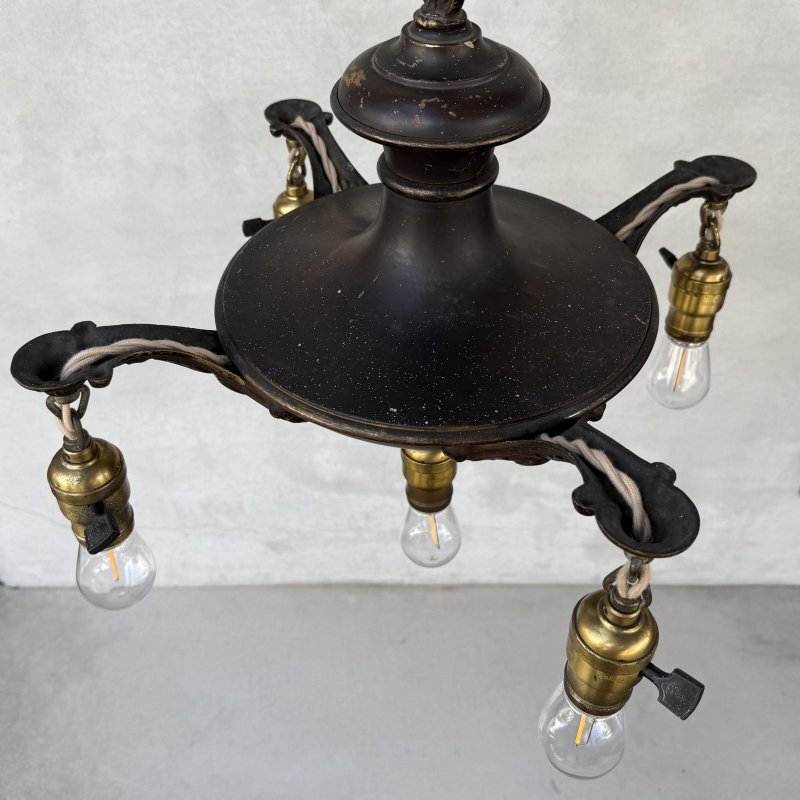 画像2: VINTAGE ANTIQUE LIGHT ヴィンテージ アンティーク シャンデリア パンライト 吊り下げライト  天井照明 / 5灯 ライト ペンダントランプ 真鍮 HUBBELL 店舗什器 E26 アメリカ USA (2)