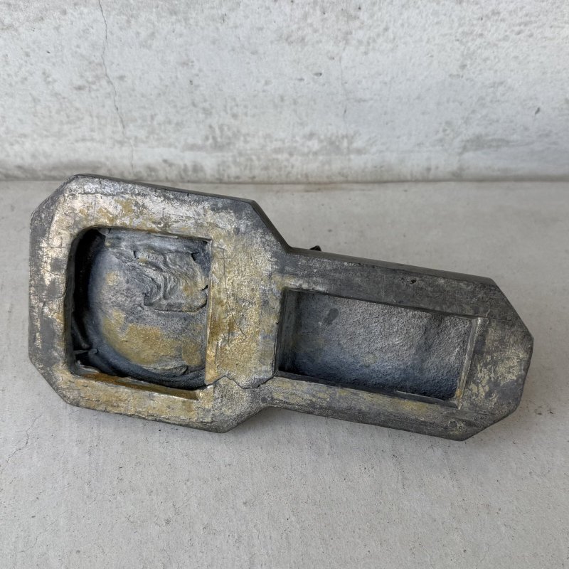 画像7: VINTAGE ANTIQUE BULLDOG FIGURE ASH TRAY ヴィンテージ アンティーク ブルドッグ アッシュトレイ 灰皿 オブジェ 置物 / コレクタブル ディスプレイ インテリア 犬 動物 鋳物 アメリカ 