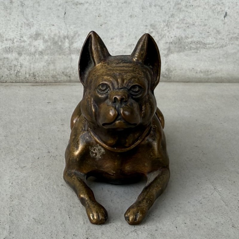 画像2: VINTAGE ANTIQUE FRENCH BULLDOG FIGURE JENNINGS BROTHERS WASHINGTON D.C. THE CAPITOL ヴィンテージ アンティーク フレンチブルドッグ オブジェ 置物 ジェニングス ブラザーズ / コレクタブル ディスプレイ ペーパーウェイト ワシントン州議会議事堂 犬 動物 鋳物 アメリカ 