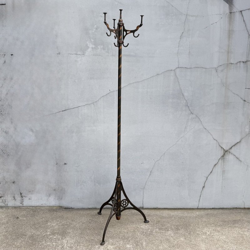 画像1: VINTAGE ANTIQUE COAT RACK JAPANNED ヴィンテージ アンティーク コートラック クロージングラック ハンガーラック ジャパンド / コレクタブル ディスプレイ ジャパンフィニッシュ 家具 服屋 店舗 什器 アメリカ