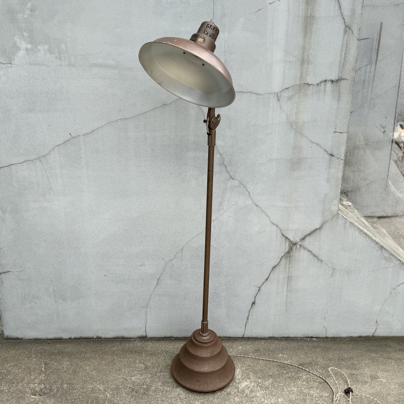 画像1: VINTAGE ANTIQUE FLOOR RAMP GENERAL ELECTRIC ヴィンテージ アンティーク フロアランプ フロアライト 照明 GE / インダストリアル E26 店舗什器 工業用 医療用 アメリカ