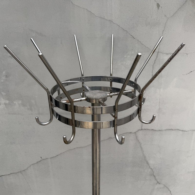 画像2: VINTAGE ANTIQUE CIRCULAR RACK ヴィンテージ アンティーク サークルラック フック クロージングラック ハンガーラック コートラック / コートスタンド ハットラック 家具 服屋 店舗 什器 アメリカ