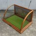 画像1: VINTAGE ANTIQUE CURVED GLASS SHOWCASE ヴィンテージアンティーク カーブガラス ショーケース ガラスケース / ディスプレイケース ラウンドガラス カウンターケース ウッド 木製 店舗什器 アメリカ (1)