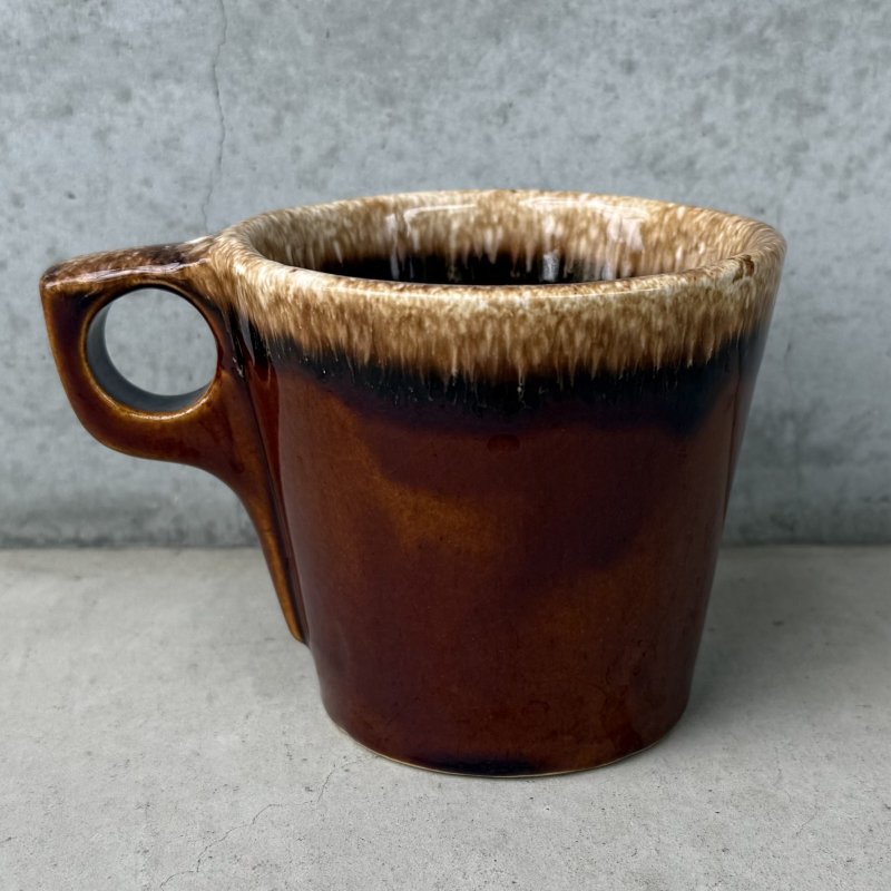 画像2: VINTAGE ANTIQUE HULL POTTERY MUGCUP ヴィンテージ アンティーク ハル マグカップ ブラウンドリップ コップ 食器 陶器 / コーヒーカップ  ブラウン 茶色 カフェ 喫茶店 店舗什器 アメリカ e