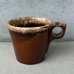 画像1: VINTAGE ANTIQUE HULL POTTERY MUGCUP ヴィンテージ アンティーク ハル マグカップ ブラウンドリップ コップ 食器 陶器 / コーヒーカップ  ブラウン 茶色 カフェ 喫茶店 店舗什器 アメリカ e (1)