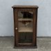 画像2: VINTAGE ANTIQUE WOODEN SHOWCASE ヴィンテージアンティーク ショーケース ガラスケース / ディスプレイケース カウンターケース ウッド 木製 卓上 薬屋 店舗什器 アメリカ (2)
