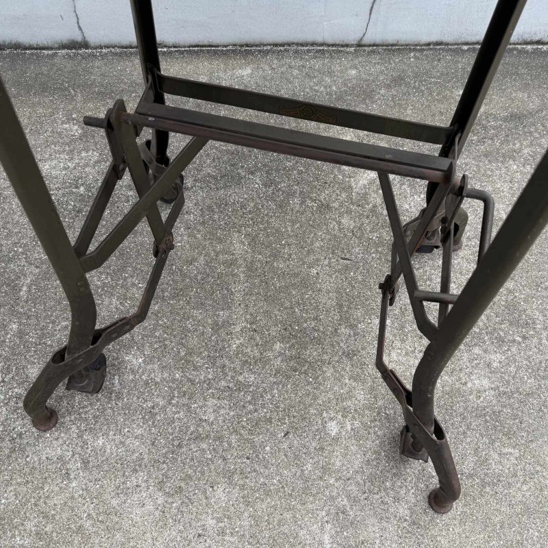 画像8: VINTAGE ANTIQUE TOLEDO UHL STEEL TABLE ヴィンテージ アンティーク トレド タイプライターテーブル / インダストリアル ディスプレイ 棚 家具 アイアン 店舗什器 アメリカ