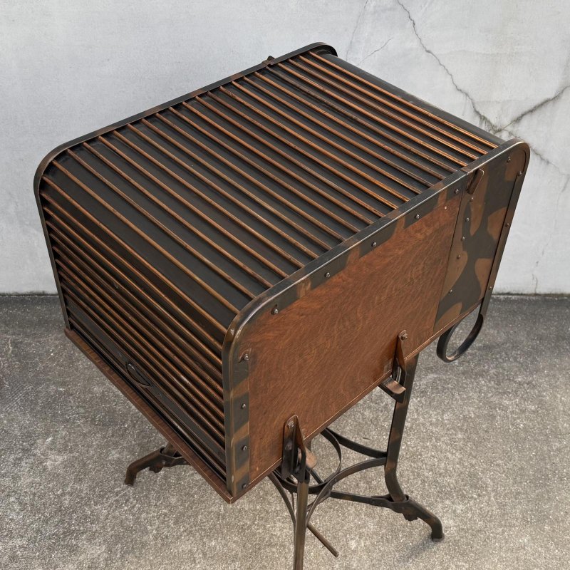 画像8: VINTAGE ANTIQUE TOLEDO UHL STEEL TABLE JAPANNED ヴィンテージ アンティーク トレド タイプライターテーブル ジャパンド ジャパンフィニッシュ / ジャパンカラー ディスプレイ 棚 家具 アイアン 店舗什器 アメリカ