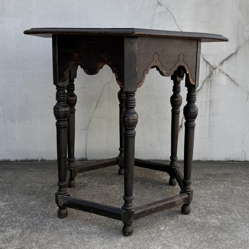 画像4: VINTAGE ANTIQUE TABLE ヴィンテージ アンティーク  テーブル / サイドテーブル コーヒーテーブル ゲーム 家具 ウッド 木製 六角形 店舗什器 アメリカ 