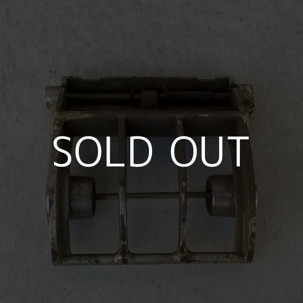 画像2: VINTAGE ANTIQUE KEYSTONE SCOTT PAPER TOILET PAPER HOLDER ヴィンテージ アンティーク トイレットペーパーホルダー アメリカ / インテリア トイレ 雑貨  (2)