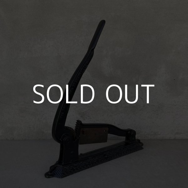 画像7: VINTAGE ANTIQUE THE BRUNHOFF MFG CO. TOBACCO CUTTER ヴィンテージ アンティーク シガーカッター 葉巻カッター アメリカ / コレクタブル 喫煙具 オブジェ (7)