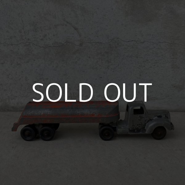 画像4: VINTAGE ANTIQUE TOOTSIETOY ヴィンテージ アンティーク アメリカ / コレクタブル トイ ガレージ オブジェ トラック 車 玩具  (4)