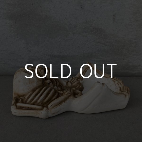 画像3: VINTAGE SKULL ヴィンテージ スカル アッシュトレイ / ドクロ 骸骨 顎 灰皿 陶器 輸出用 (3)