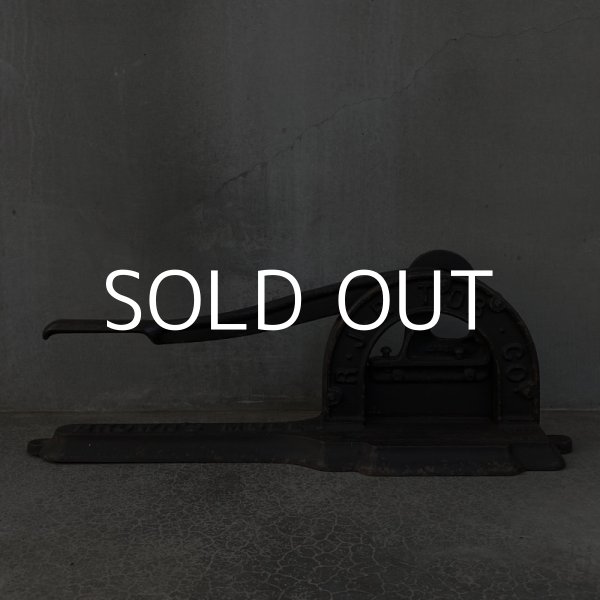 画像3: VINTAGE BROWN'S MULE ヴィンテージ シガーカッター 葉巻カッター アメリカ / オブジェ 喫煙具 鋳物 (3)