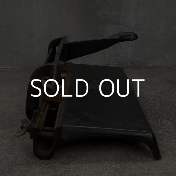 画像4: VINTAGE STANDARD PUNCH ヴィンテージ アイアン 穴あけパンチ / US INDUSTRIAL STATIONERY アメリカ アイアン 工業用 文房具 (4)