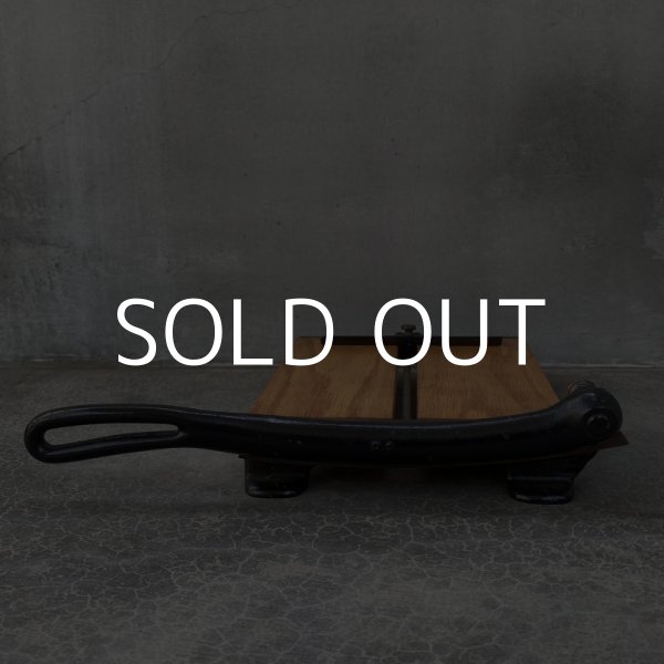 画像4: VINTAGE CUTTING MACHINE ヴィンテージ 裁断機 写真 アメリカ / インテリア オブジェ 店舗 什器 (4)