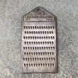 画像1: VINTAGE GRATER ヴィンテージ おろし金 アメリカ / キッチン インテリア ディスプレイ 店舗 (1)