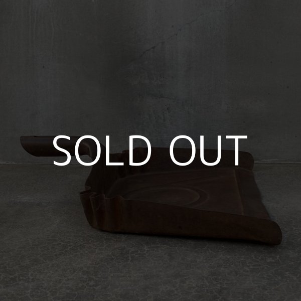 画像4: VINTAGE DUST PAN ヴィンテージ 塵取り アメリカ / ガーデニング ガレージ 掃除用品 店舗什器 (4)