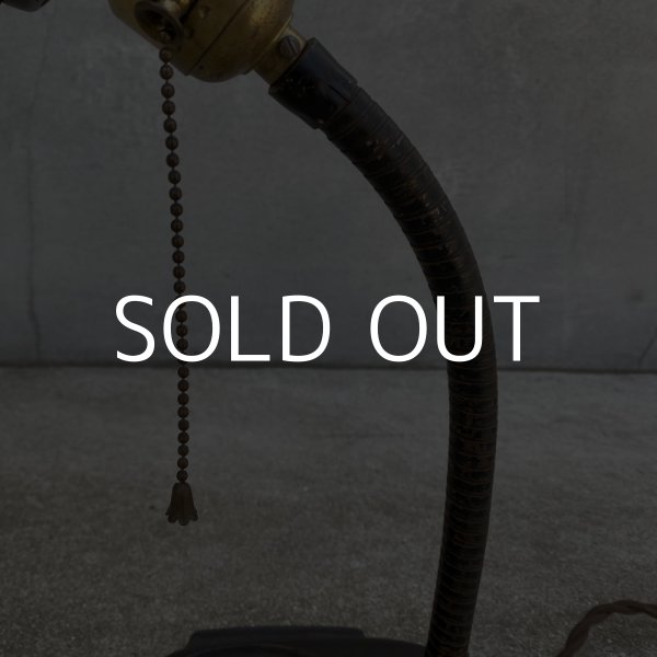 画像7: VINTAGE DESKLAMP ヴィンテージ デスクランプ スタンドランプ 卓上ライト アメリカ / インダストリアル ミルクガラス 照明  (7)