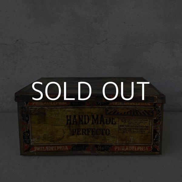 画像2: VINTAGE ANTIQUE CIGAR TIN PHILADELPHIA HANDMADE PERFECTO ヴィンテージ たばこ アメリカ / コレクタブル 煙草 缶 BOX (2)
