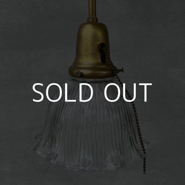 画像2: VINTAGE ANTIQUE LAMP ヴィンテージ アンティーク ランプ アメリカ / インダストリアル コレクタブル ペンダントランプ シーリングランプ 吊り下げランプ ガラスシェード 天井照明 (2)